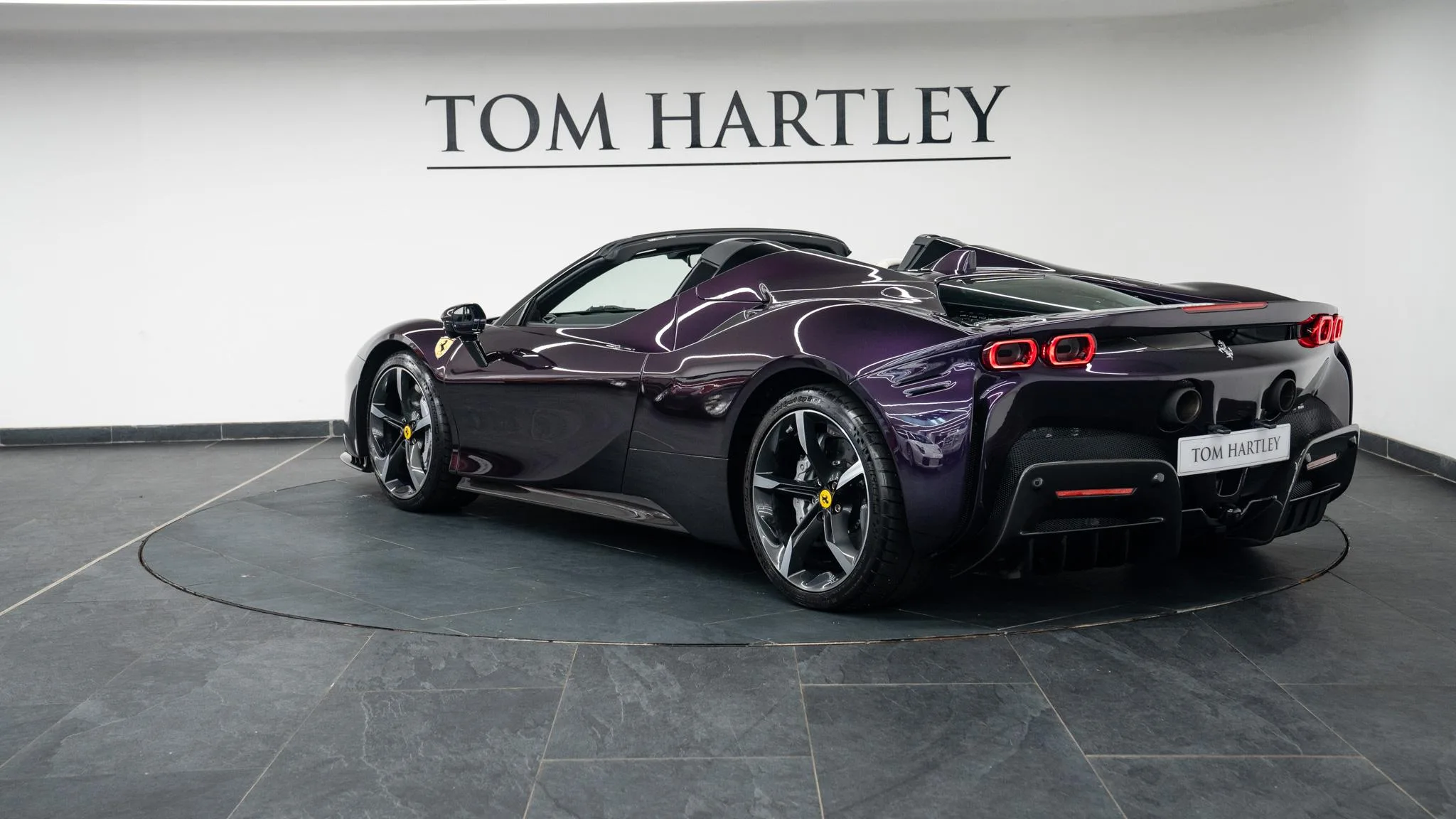 2022 Ferrari SF90 Spider, 5/30