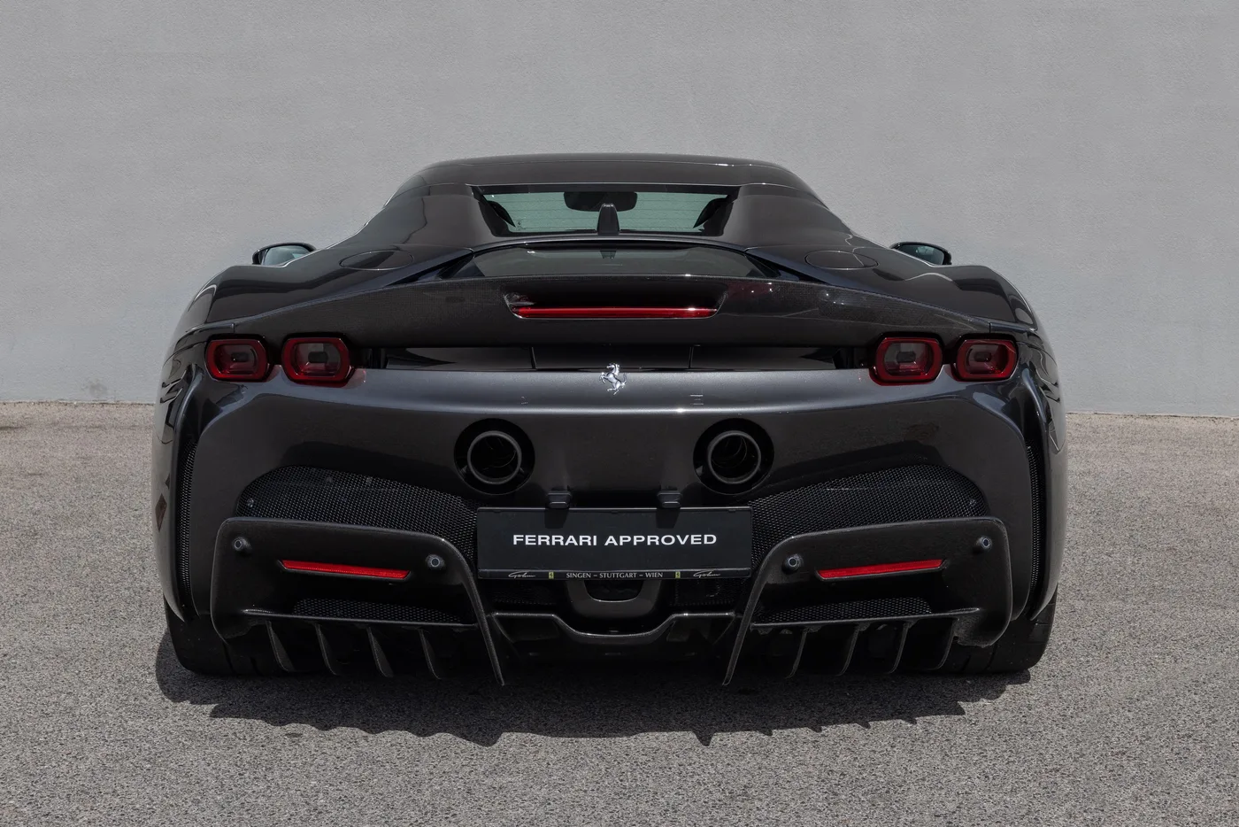 2022 Ferrari SF90 Spider proposée par un concessionnaire spécialisé à Vösendorf, Autriche, photo 4 sur 15