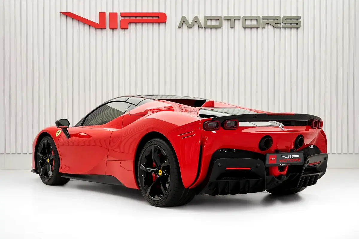 2022 Ferrari SF90 Spider, 6/14