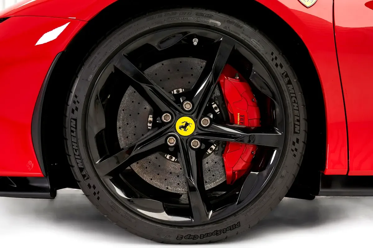 2022 Ferrari SF90 Spider, 9/14