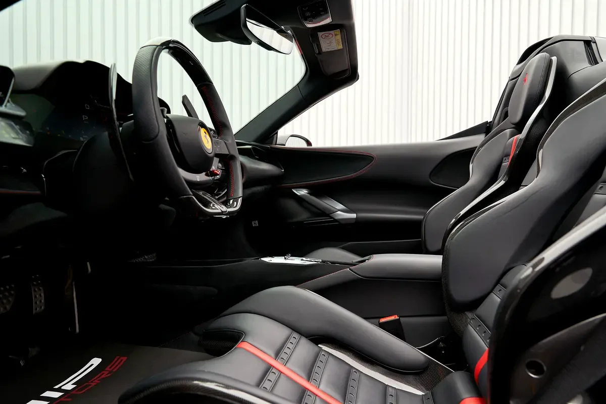 2022 Ferrari SF90 Spider, 11/14