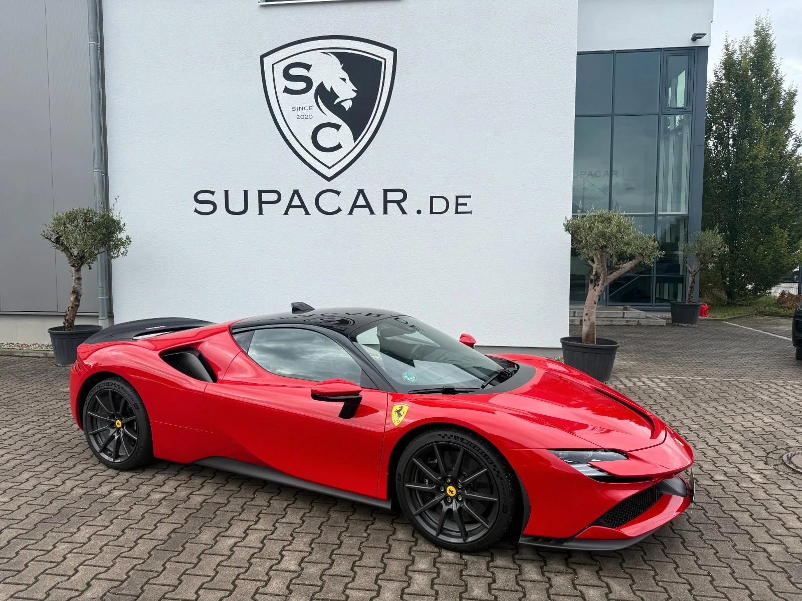 2022 Ferrari SF90 Stradale Assetto Fiorano, 2/21