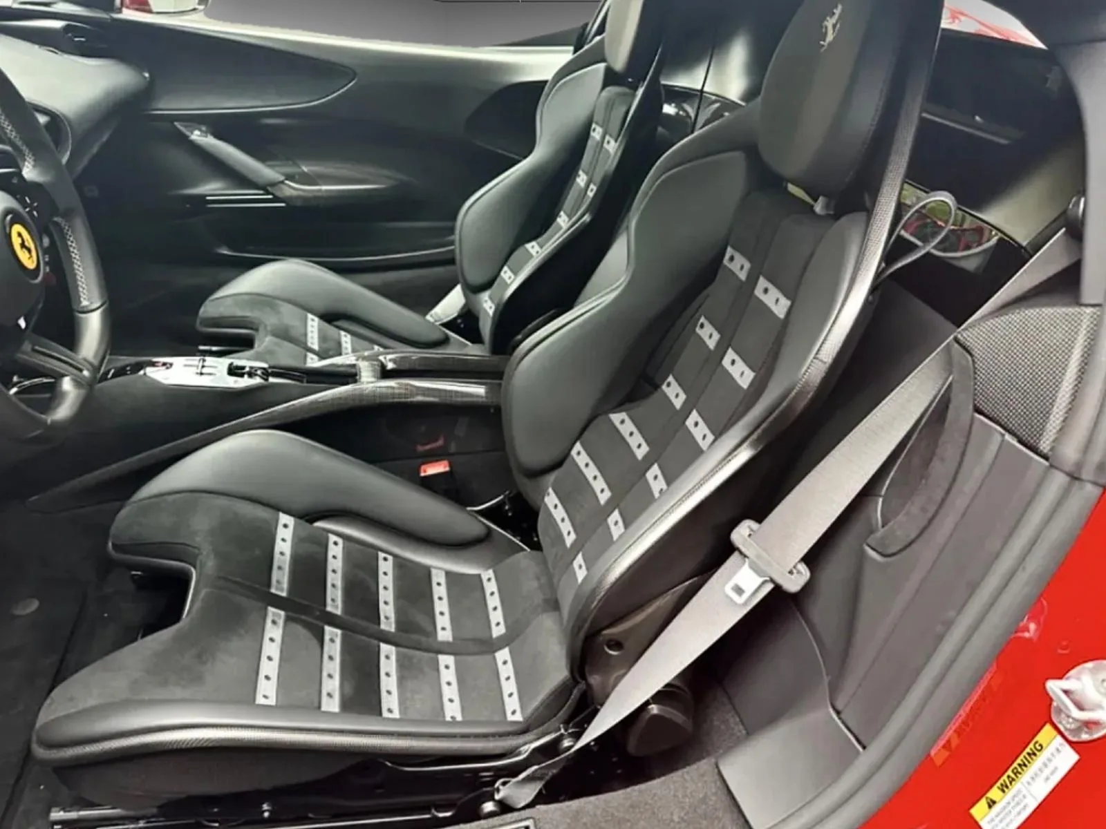 2022 Ferrari SF90 Stradale Assetto Fiorano, 15/21