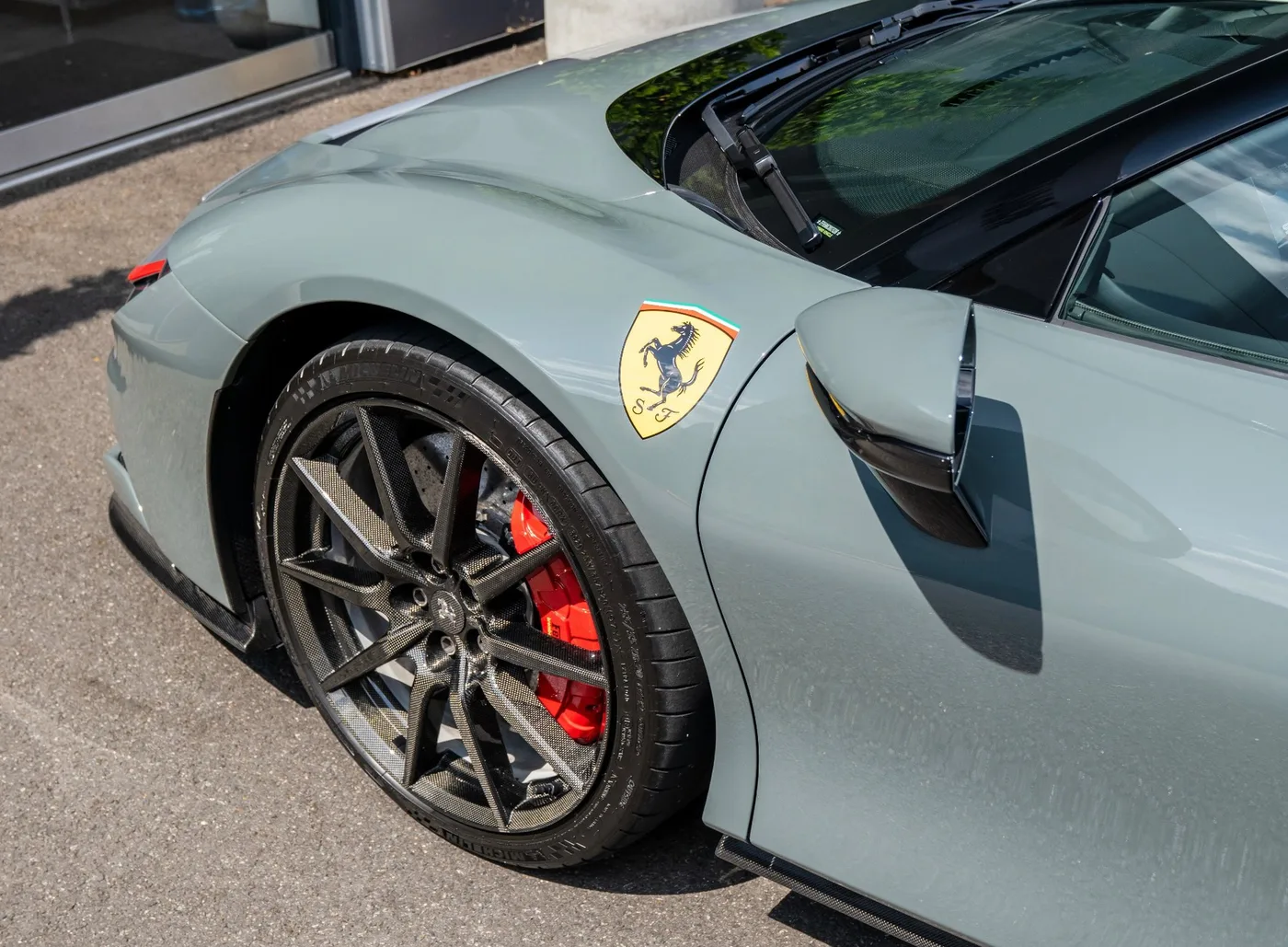 2022 Ferrari SF90 Stradale Assetto Fiorano angeboten von einem Fachhändler in Banstead, Vereinigtes Königreich, Foto 5 von 15