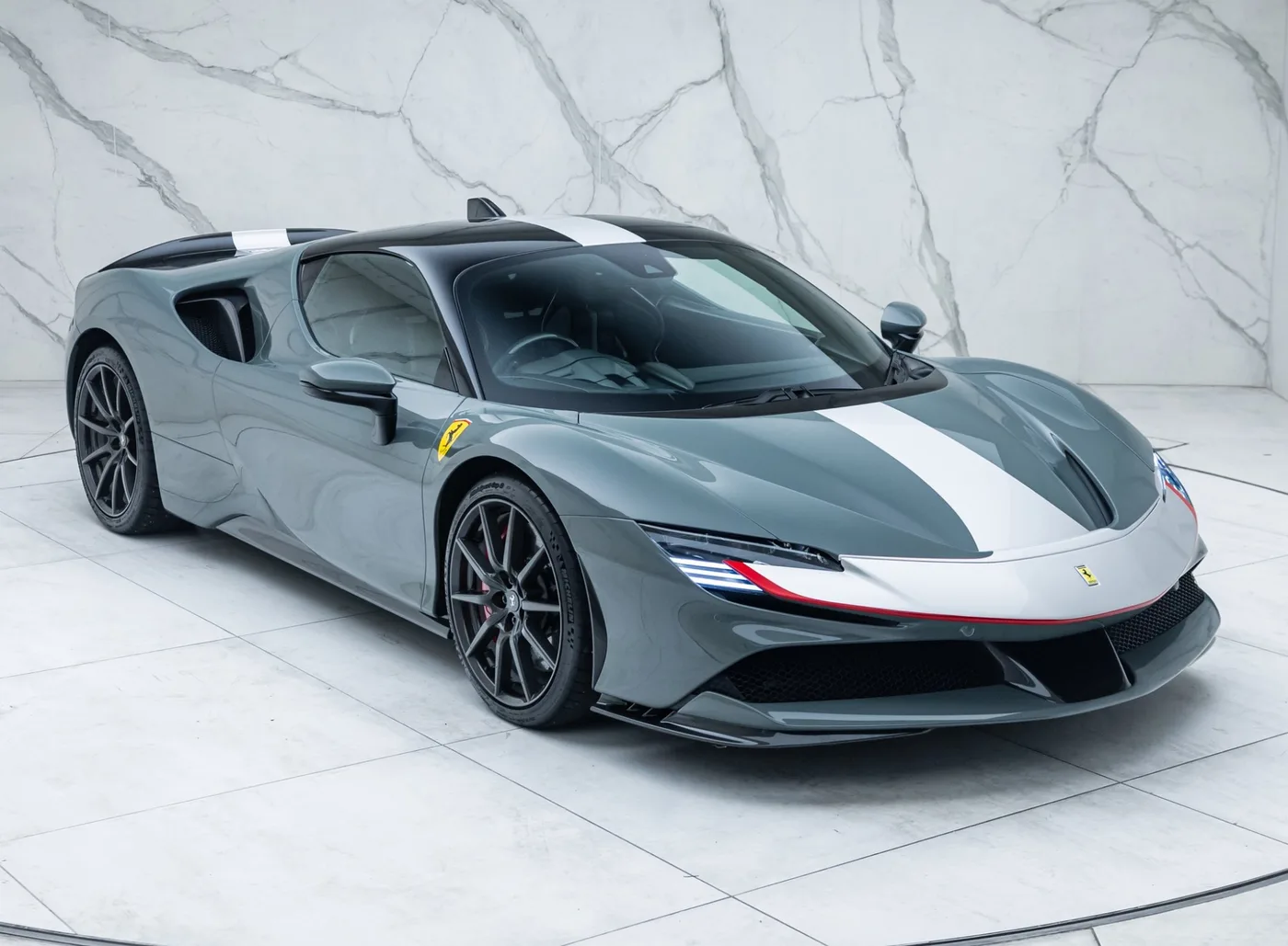 2022 Ferrari SF90 Stradale Assetto Fiorano angeboten von einem Fachhändler in Banstead, Vereinigtes Königreich, Foto 13 von 15