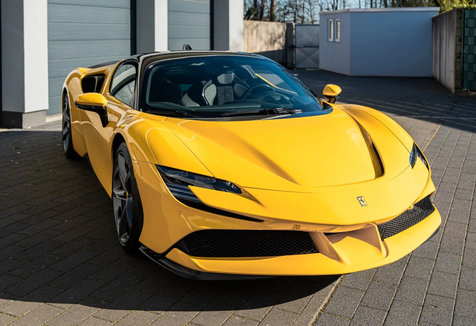 2022 Ferrari SF90 Stradale, 2/14