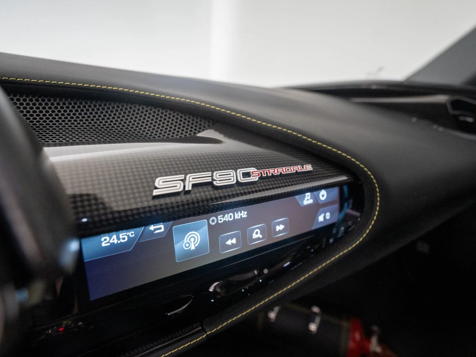 2022 Ferrari SF90 Stradale, 16/30