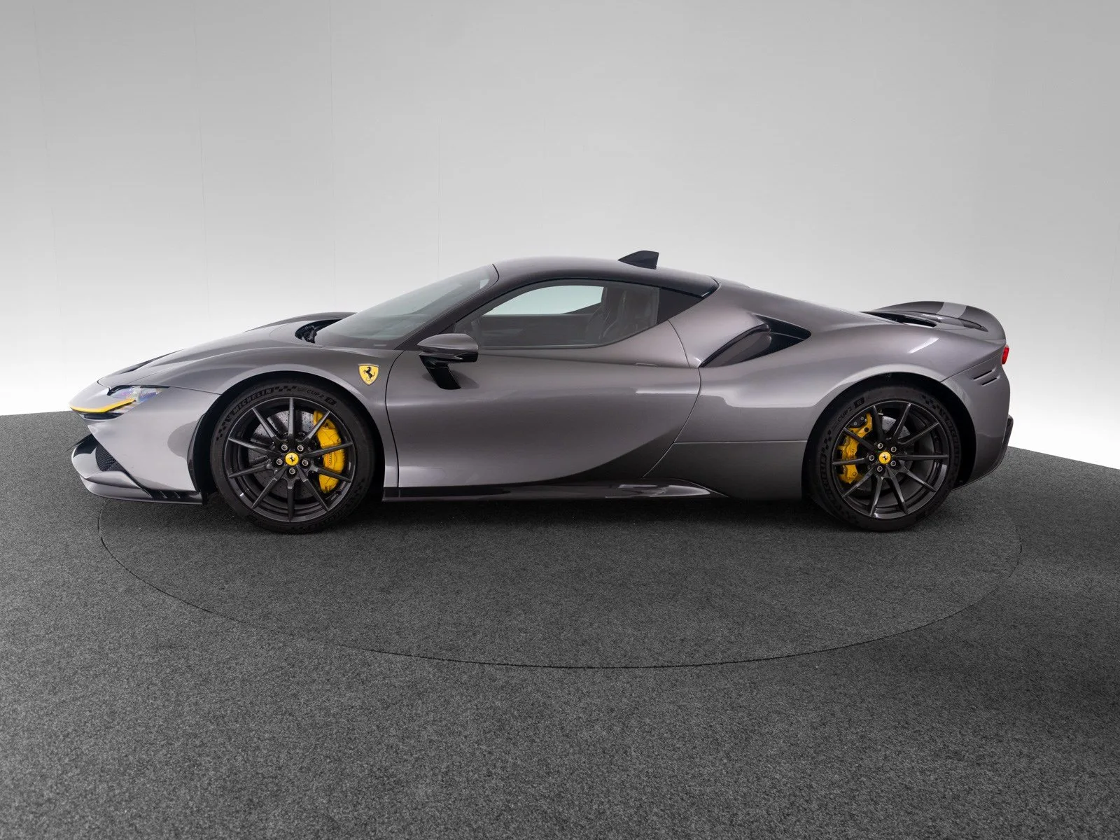 2022 Ferrari SF90 Stradale, 20/30