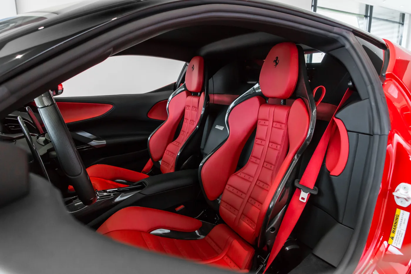 2022 Ferrari SF90 Stradale angeboten von einem Fachhändler in Hengelo, Niederlande, Foto 6 von 15