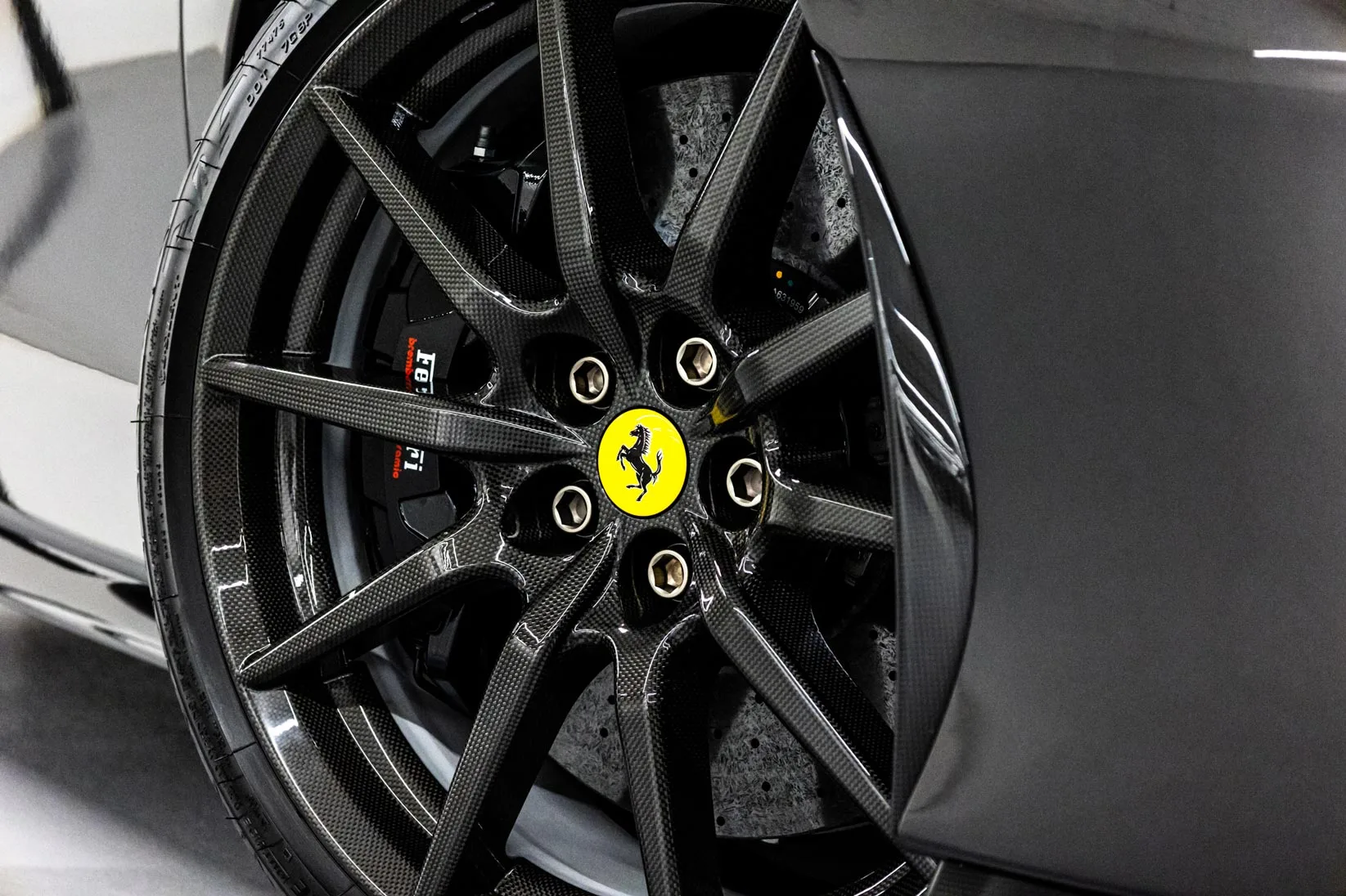 2022 Ferrari SF90 Stradale Tailor Made, 8/30