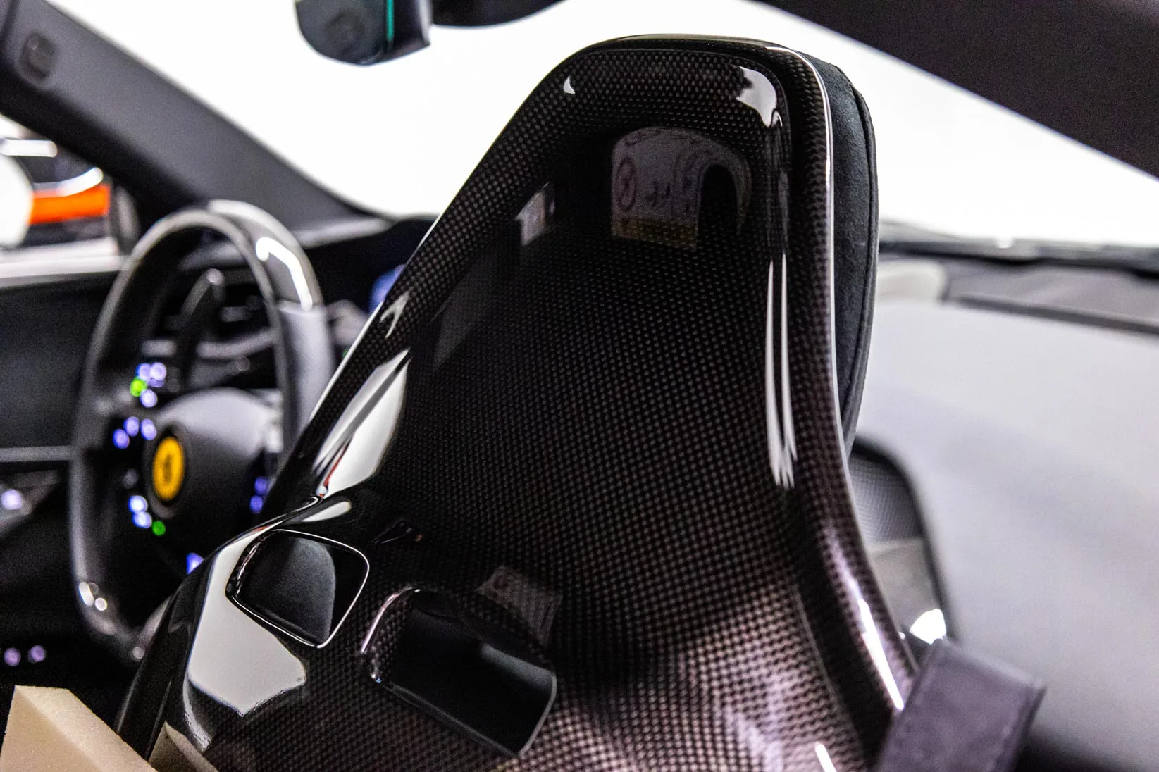 2022 Ferrari SF90 Stradale Tailor Made, 26/30