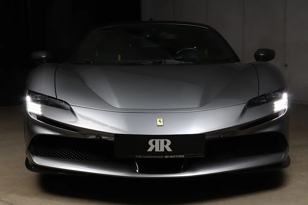 2022 Ferrari SF90 Stradale angeboten von einem Fachhändler in Unterweitersdorf, Österreich, Foto 10 von 15