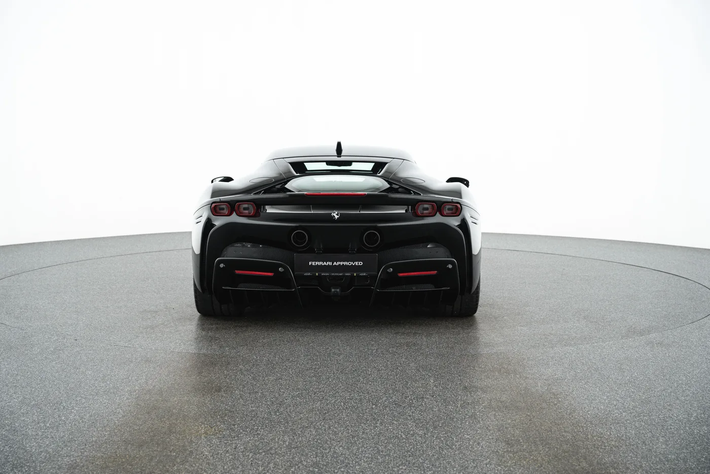 2022 Ferrari SF90 Stradale angeboten von einem Fachhändler in Vösendorf, Österreich, Foto 4 von 15