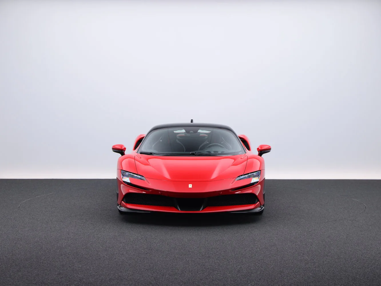 2022 Ferrari SF90 Stradale, 2/30