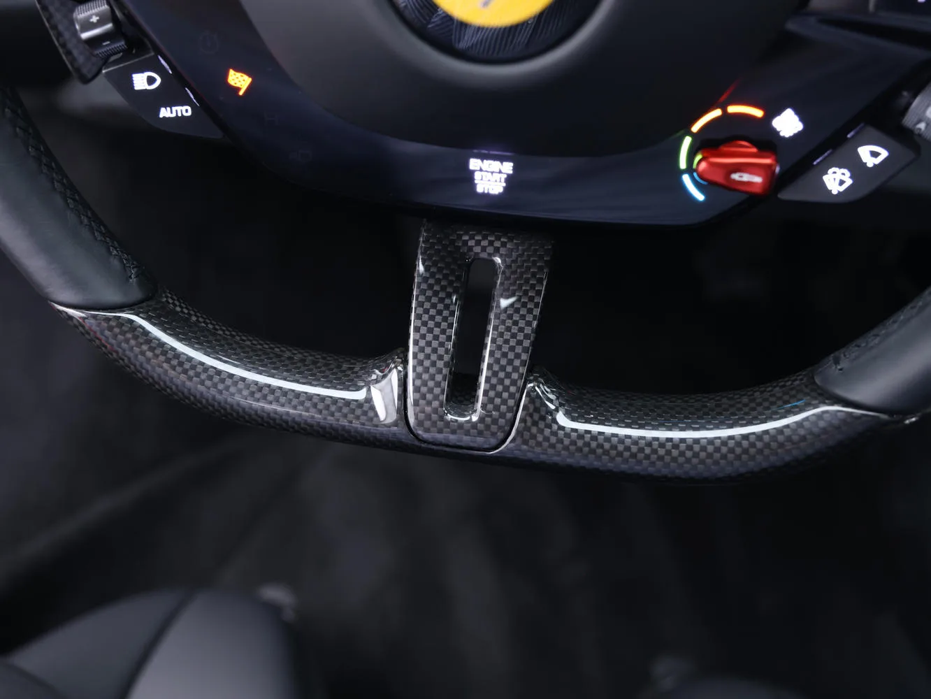 2022 Ferrari SF90 Stradale, 7/30