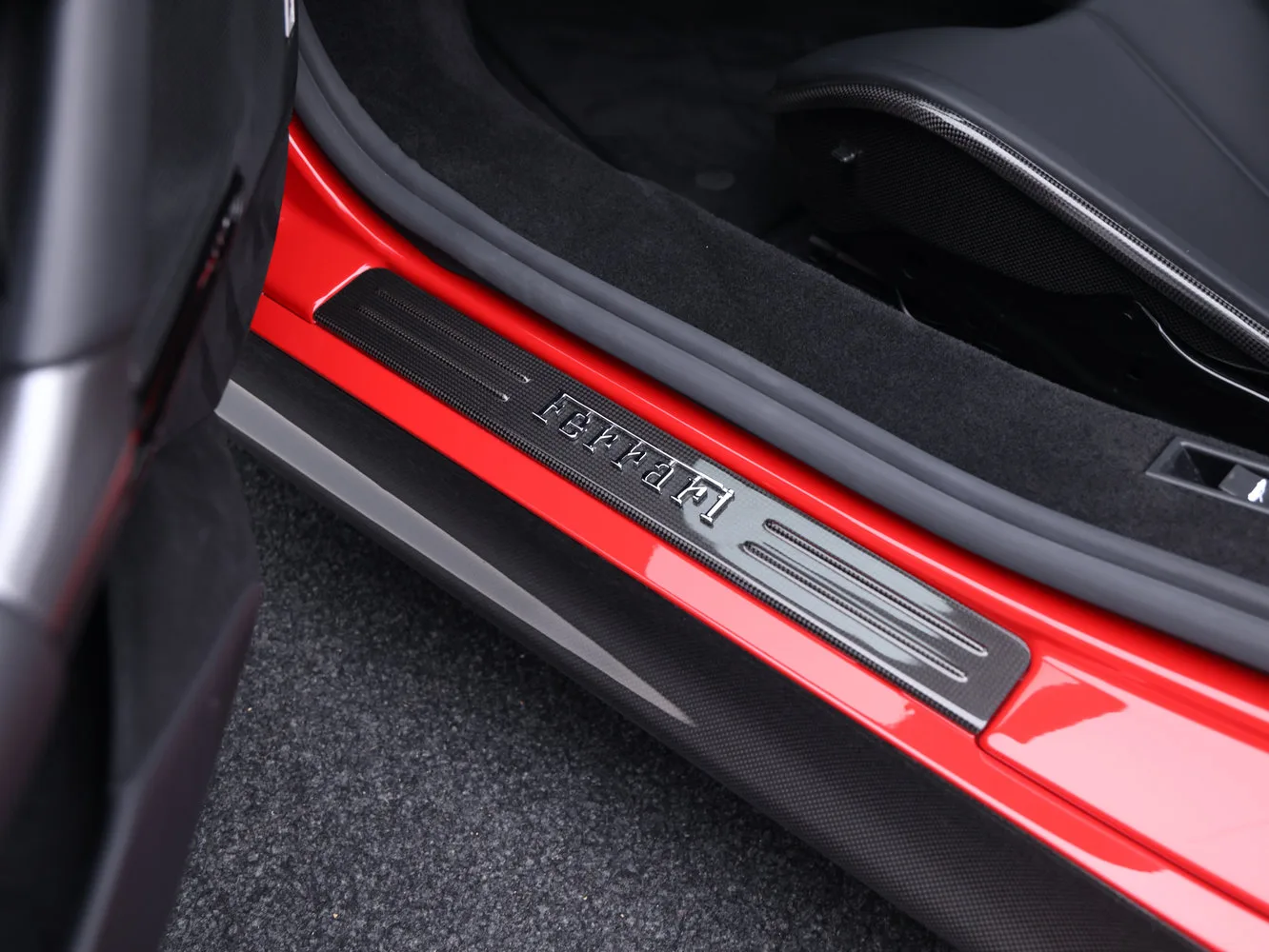 2022 Ferrari SF90 Stradale, 11/30