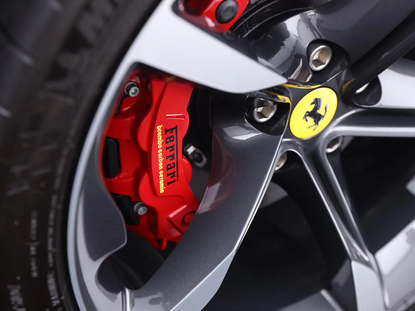 2022 Ferrari SF90 Stradale, 29/30