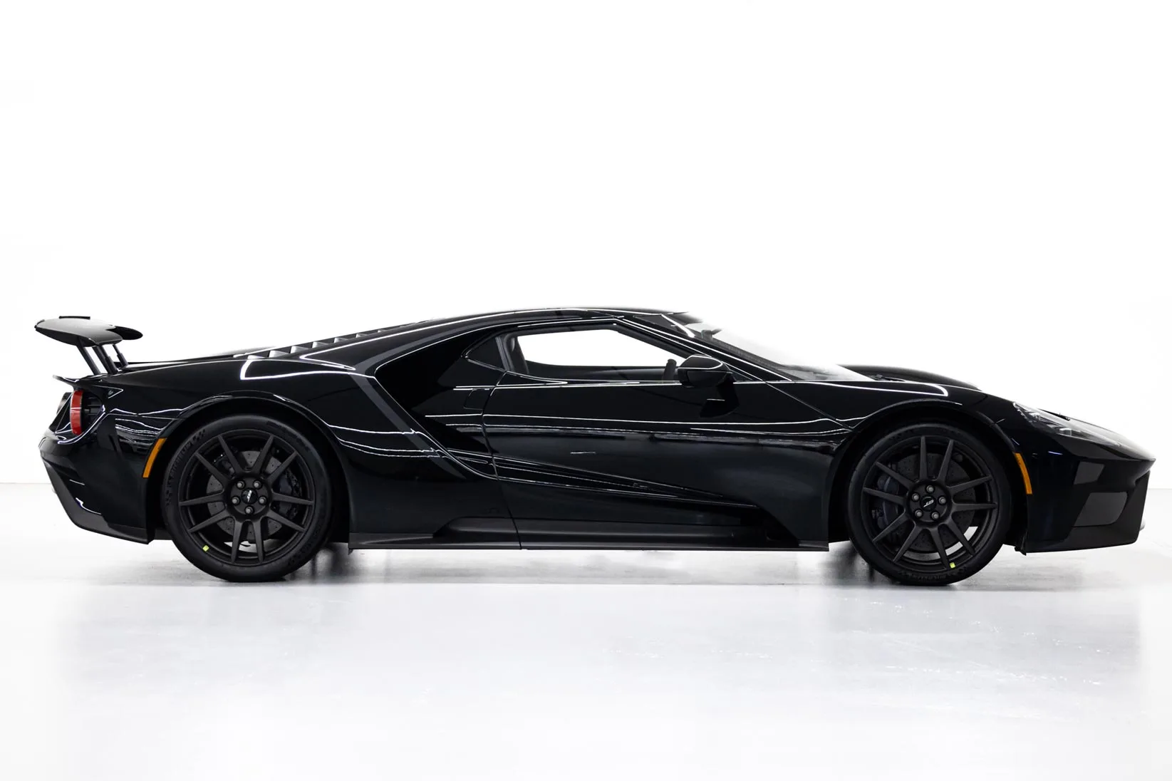 2022 Ford GT Studio Edition, 2/23