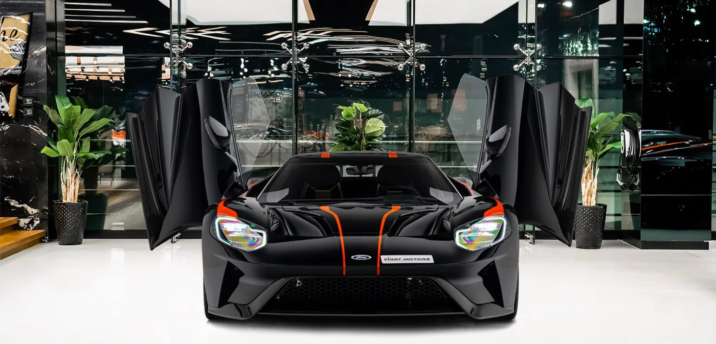 2022 Ford GT angeboten von einem Fachhändler in Dubai, Vereinigte Arabische Emirate, Außenansicht 3
