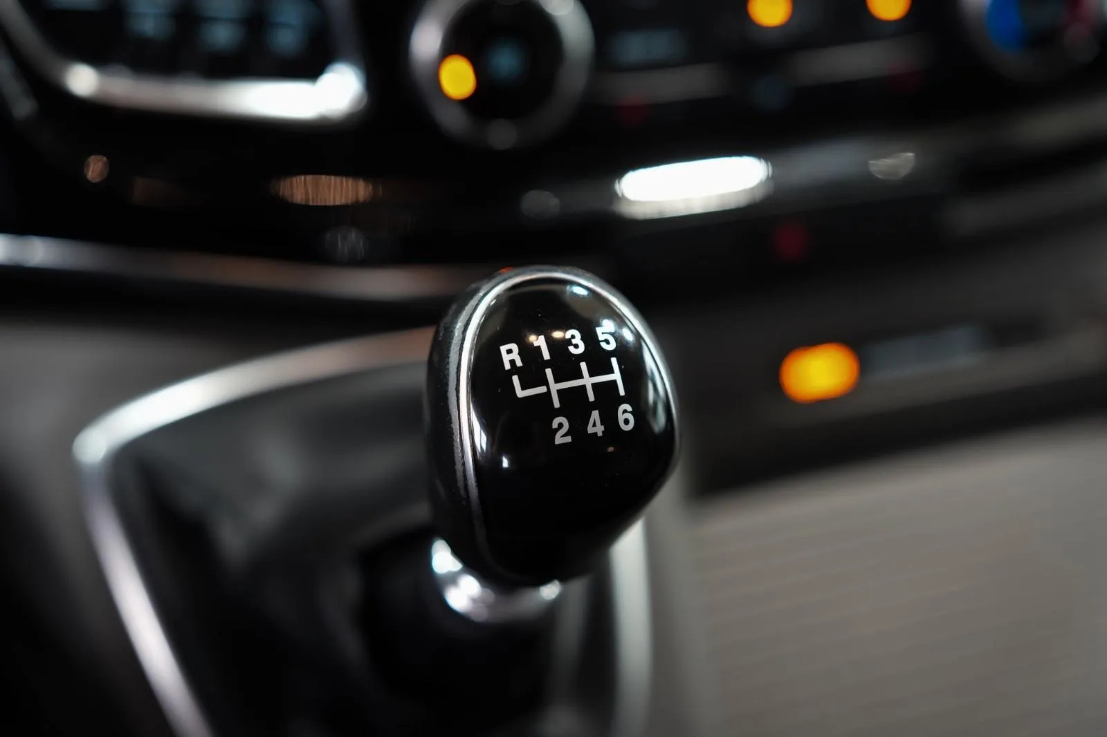 2022 Ford Tourneo Custom Titanium X, 21/25