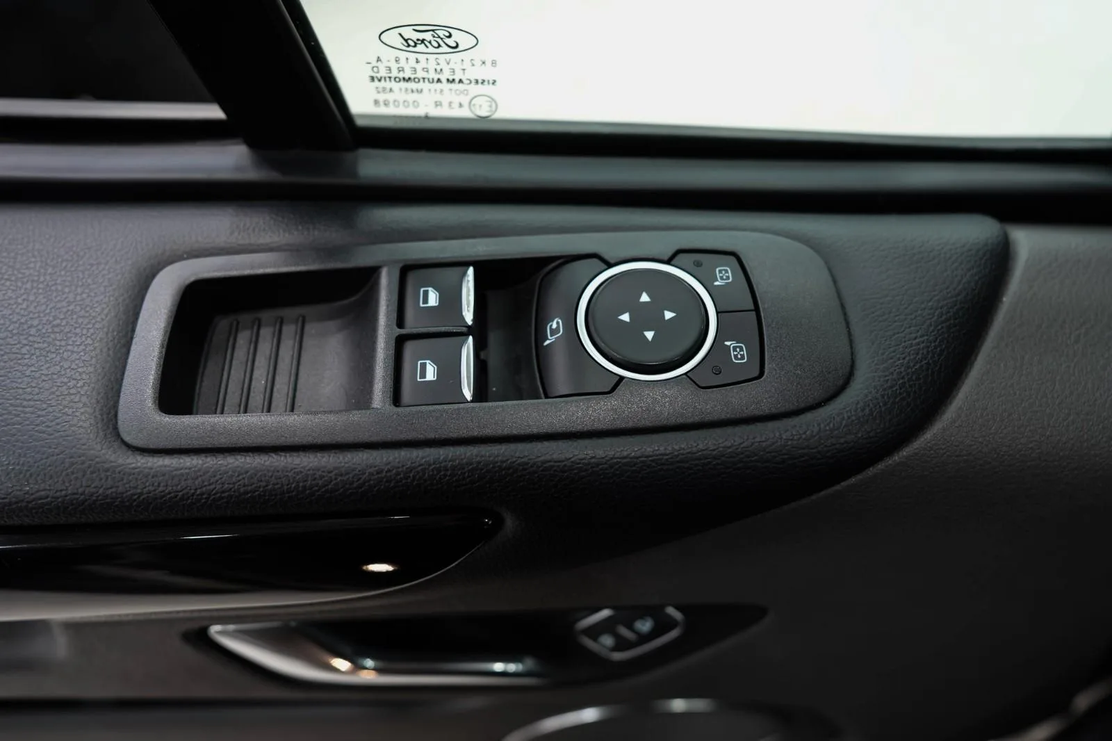 2022 Ford Tourneo Custom Titanium X, 24/25