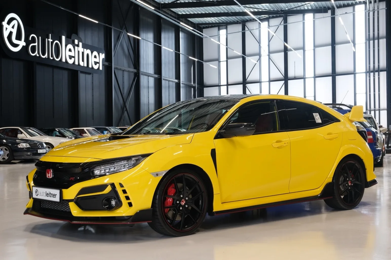 2022 Honda Civic Type R angeboten von einem Oldtimerhändler in Alkmaar, Niederlande, Hauptfoto