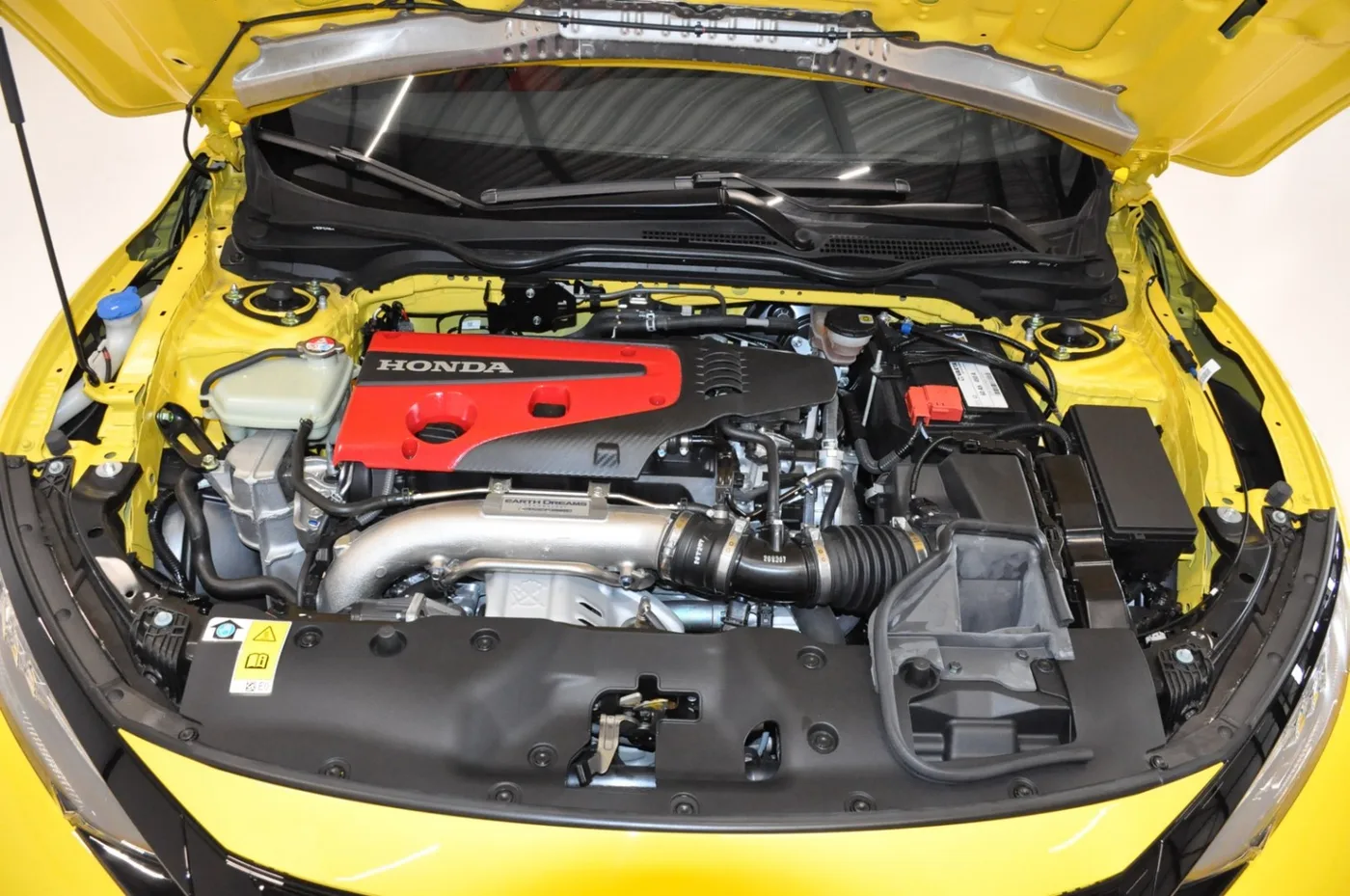 2022 Honda Civic Type R angeboten von einem Oldtimerhändler in Alkmaar, Niederlande, Foto 10 von 15