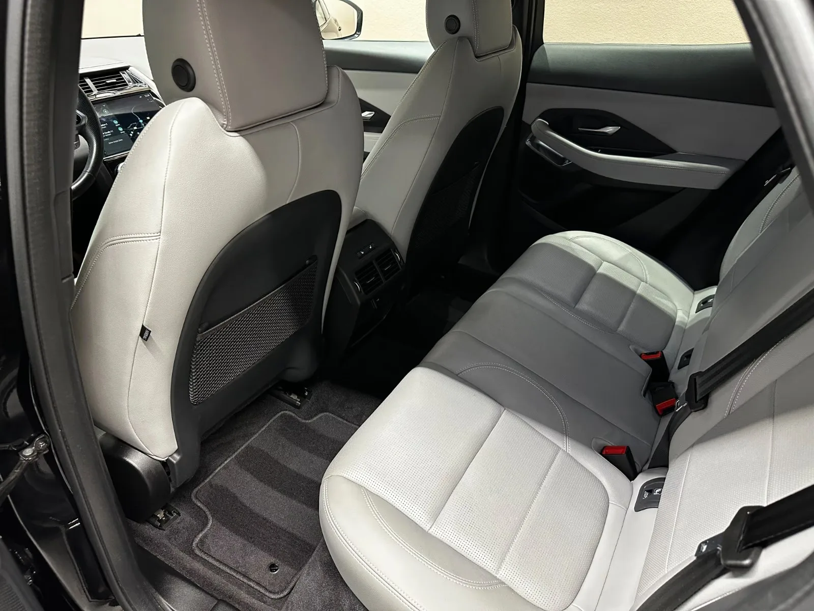 2022 Jaguar E-Pace P300e R-Dynamic S, 12/25