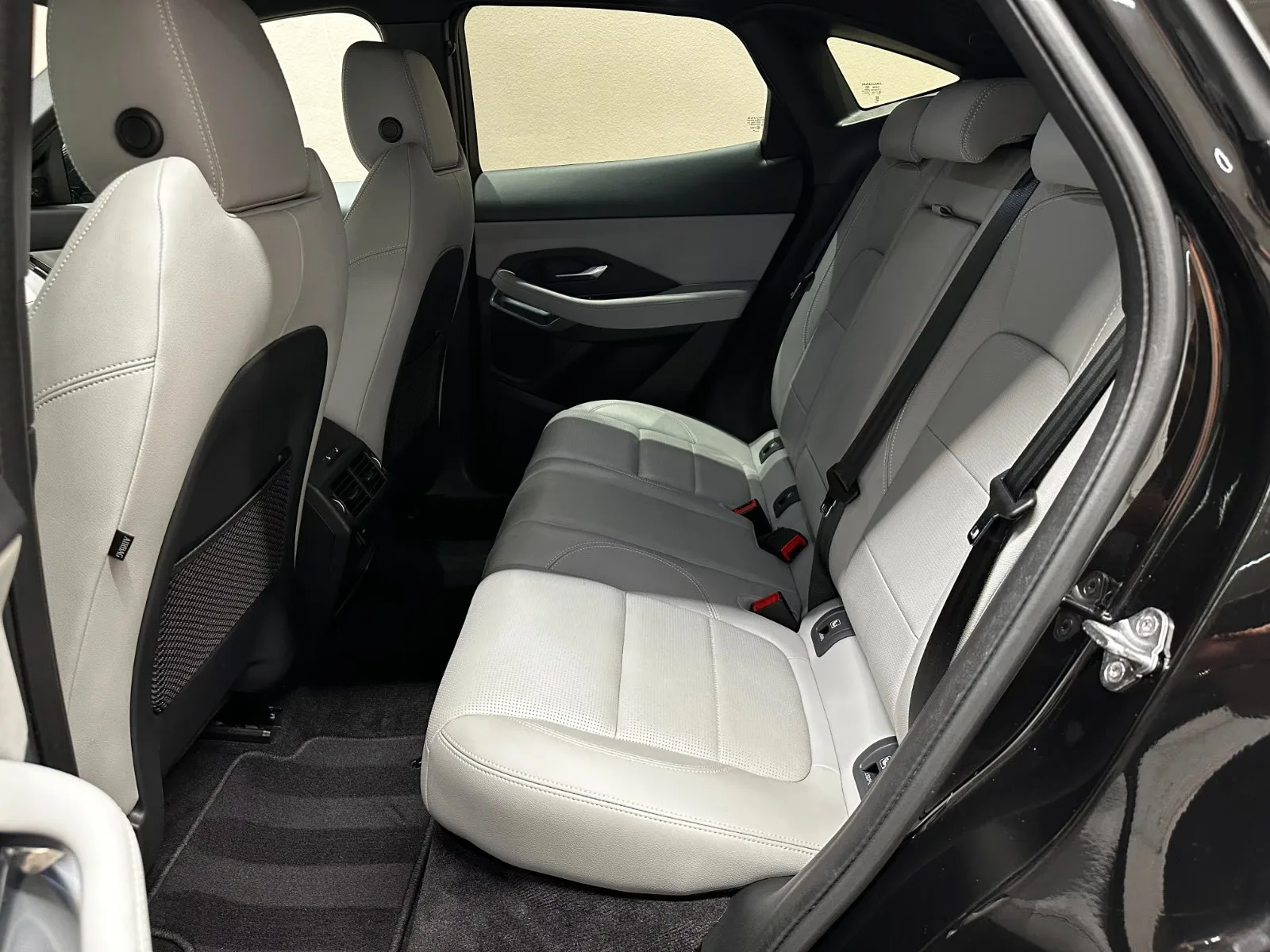 2022 Jaguar E-Pace P300e R-Dynamic S, 13/25