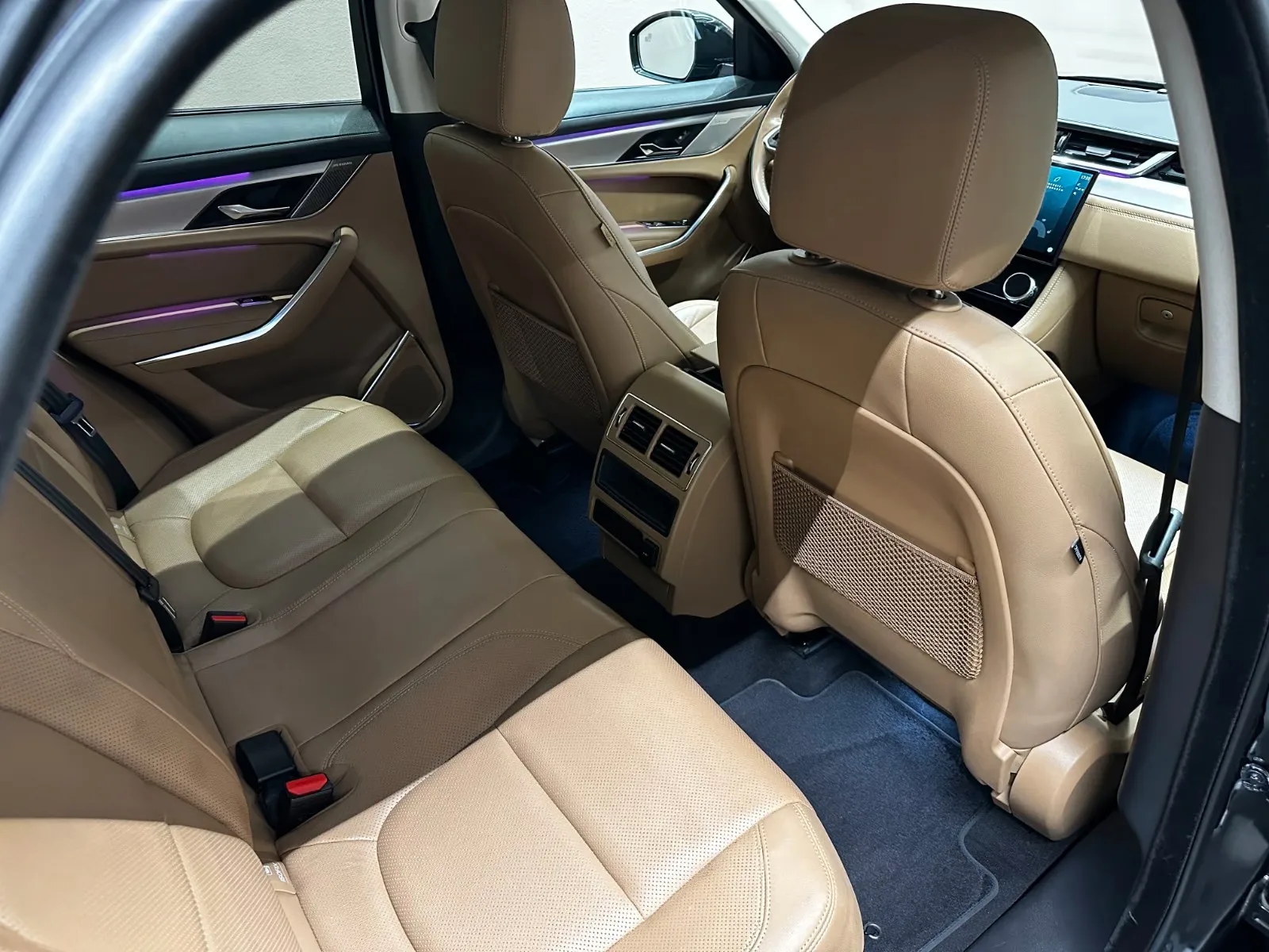2022 Jaguar F-Pace P400e S, 18/25