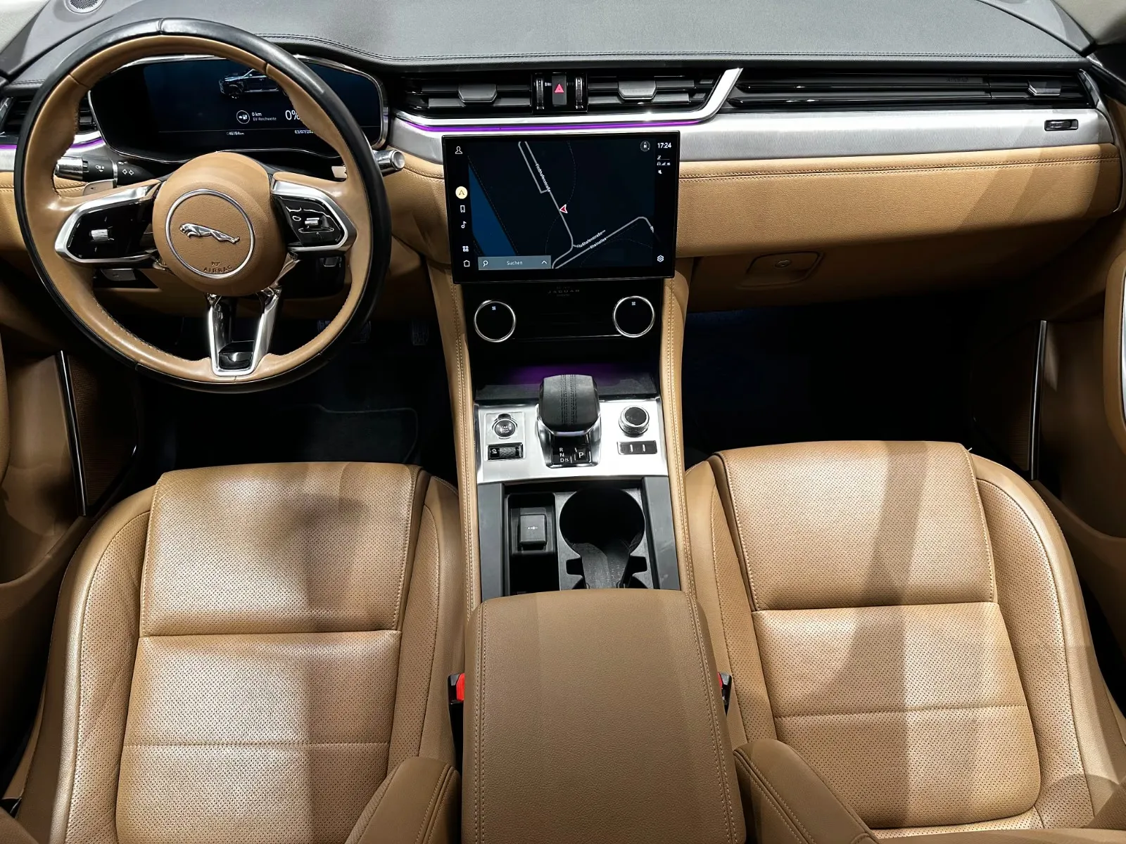 2022 Jaguar F-Pace P400e S, 24/25