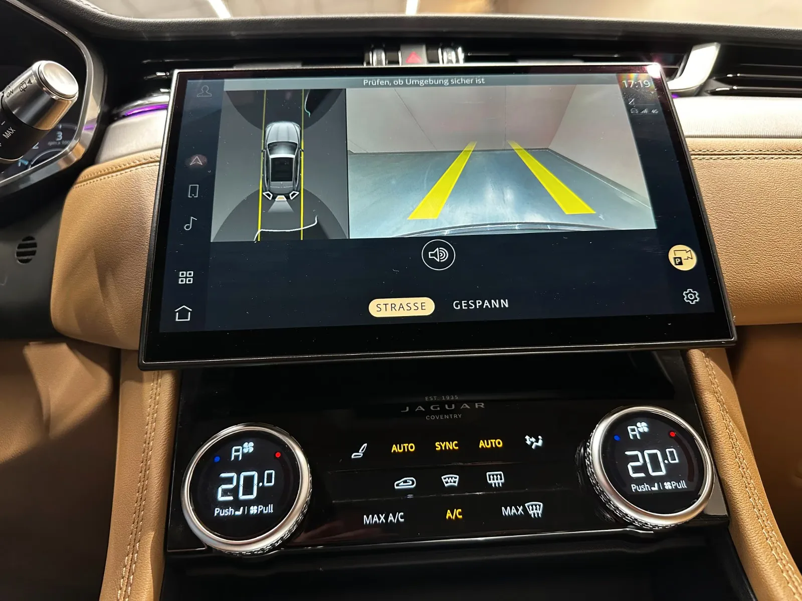 2022 Jaguar F-Pace P400e S, 25/25