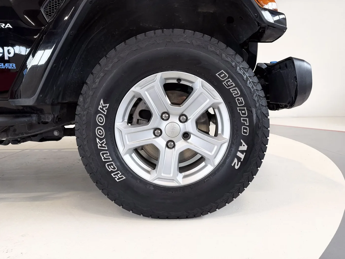 2022 Jeep Wrangler Unlimited 4xe, Sahara offered by a specialist dealer in Lucca, Italy, photo 7 of 25
