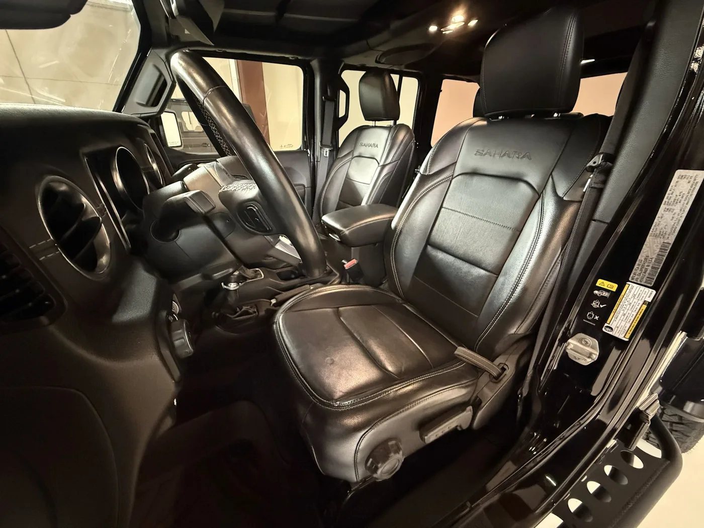 2022 Jeep Wrangler Unlimited 4xe, Sahara offered by a specialist dealer in Lucca, Italy, photo 11 of 25