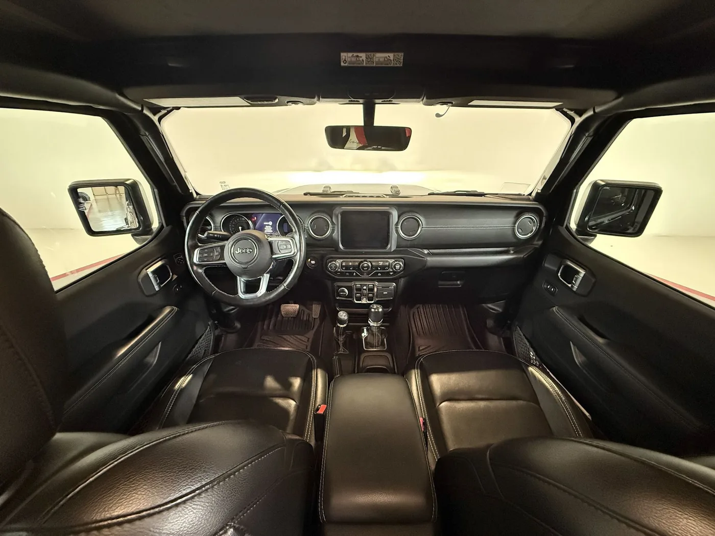 2022 Jeep Wrangler Unlimited 4xe, Sahara offered by a specialist dealer in Lucca, Italy, photo 14 of 25