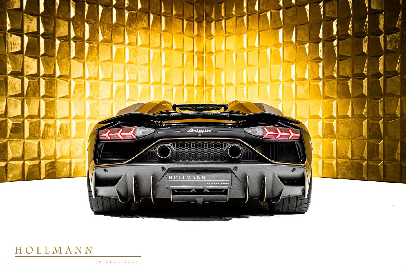 2022 Lamborghini Aventador Ultimae Roadster LP 780-4 angeboten von einem Fachhändler in Stuhr, Deutschland, Foto 4 von 8