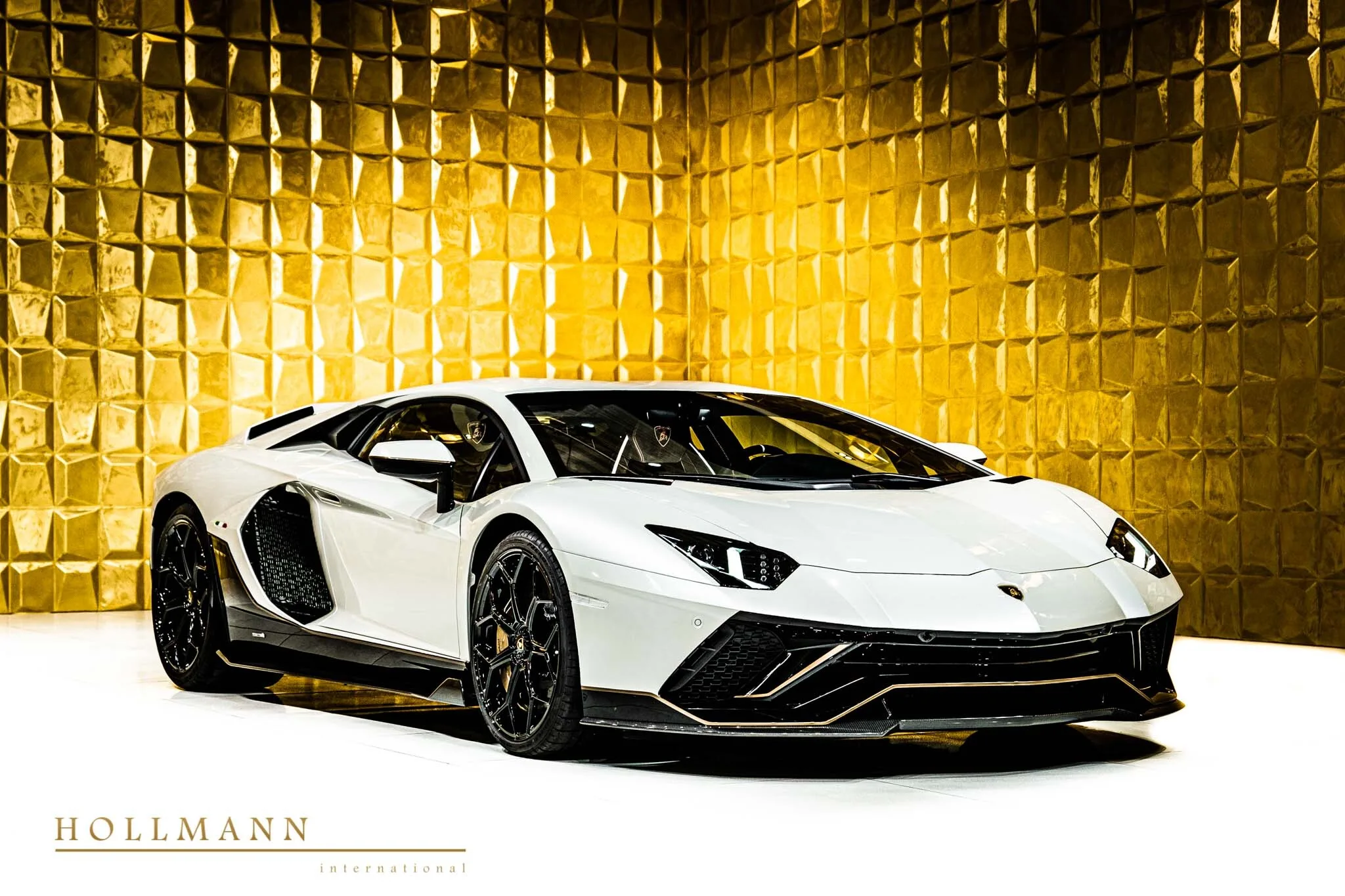 2022 Lamborghini Aventador Ultimae LP 780-4 angeboten von einem Fachhändler in Stuhr, Deutschland, Hauptfoto