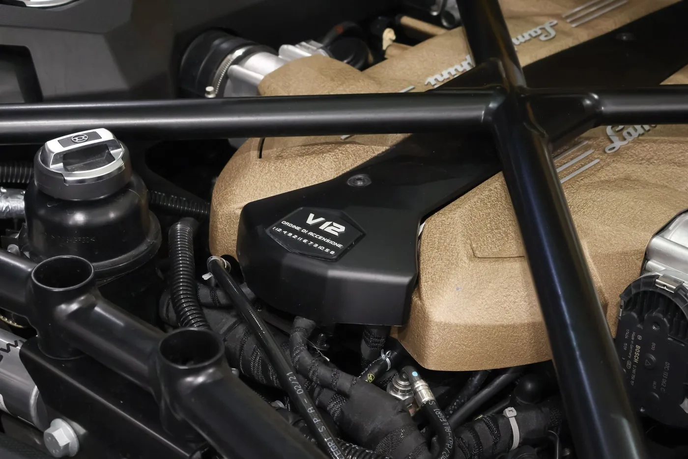 2022 Lamborghini Aventador Ultimae LP 780-4 angeboten von einem Supersportwagenhändler in Zibido San Giacomo, Italien, Foto 20 von 25
