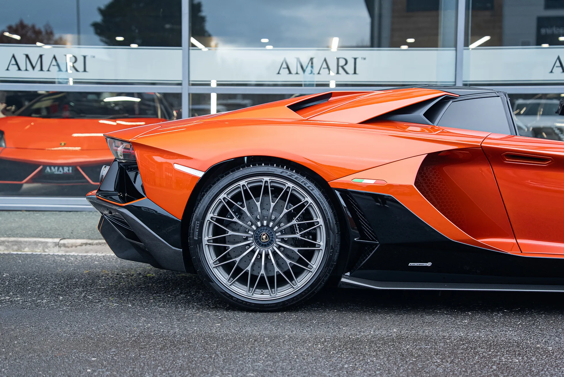 2022 Lamborghini Aventador Ultimae Roadster, 13/30