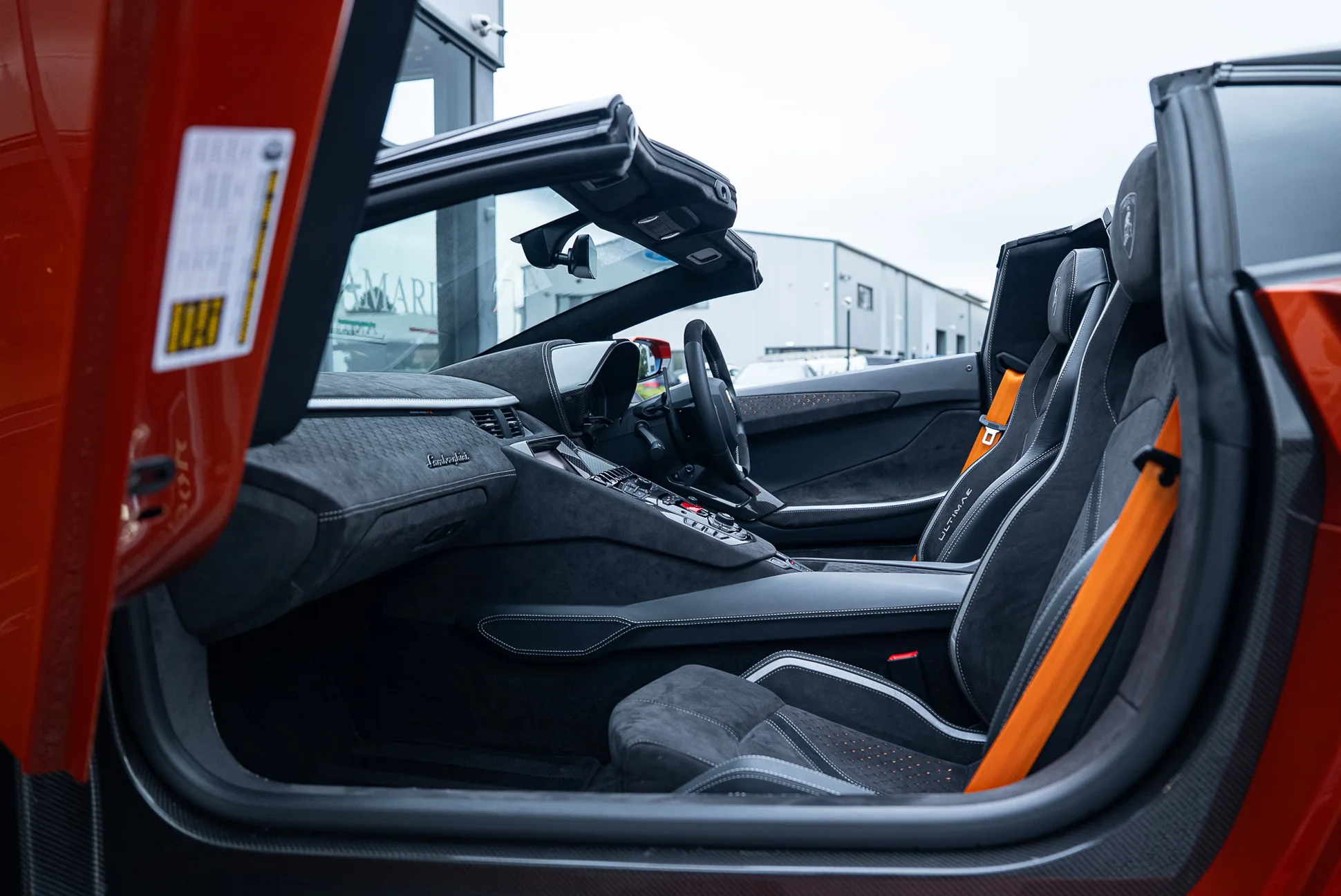 2022 Lamborghini Aventador Ultimae Roadster, 29/30