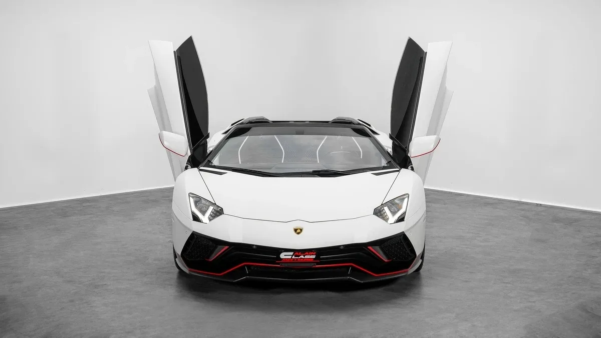 2022 Lamborghini Aventador Ultimae Roadster, 7/30