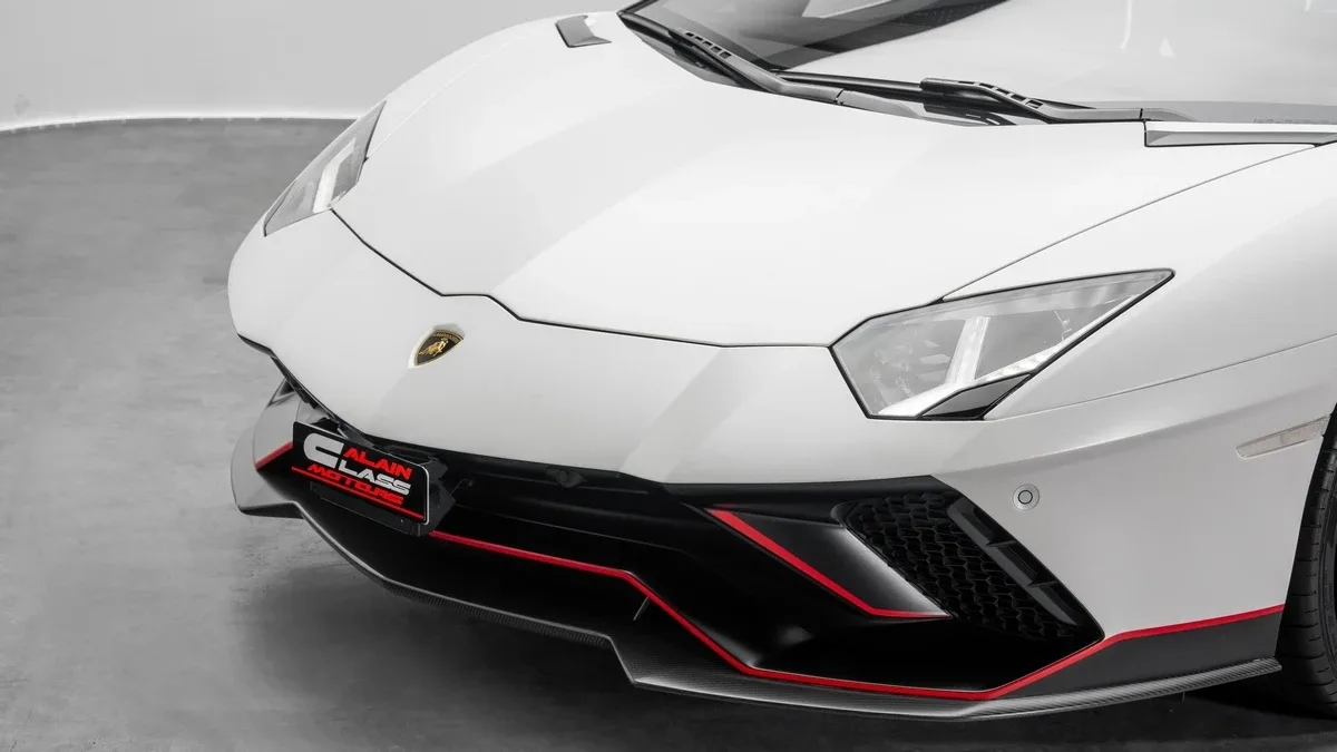2022 Lamborghini Aventador Ultimae Roadster, 12/30