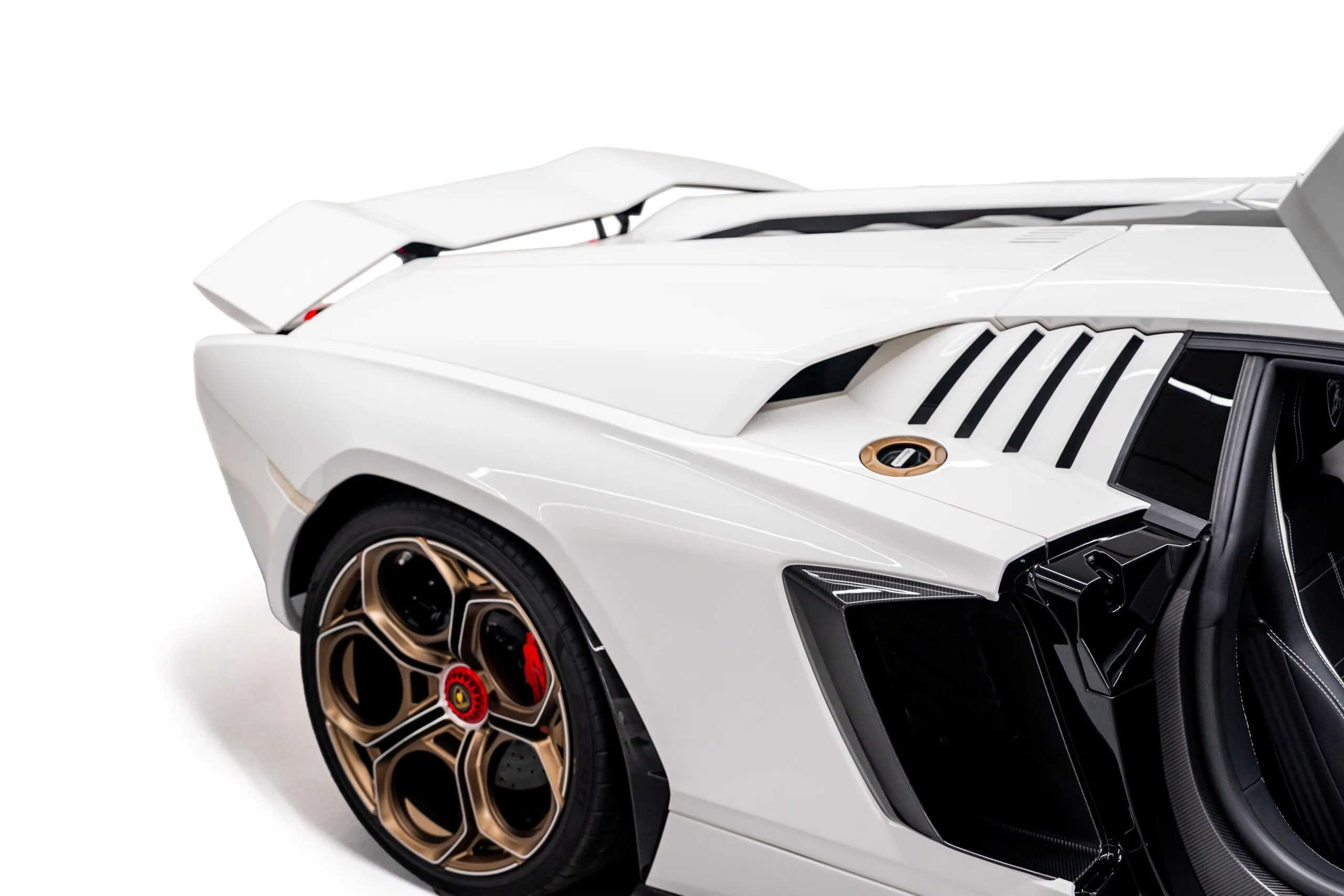 2022 Lamborghini Countach LPI 800-4, 10/20