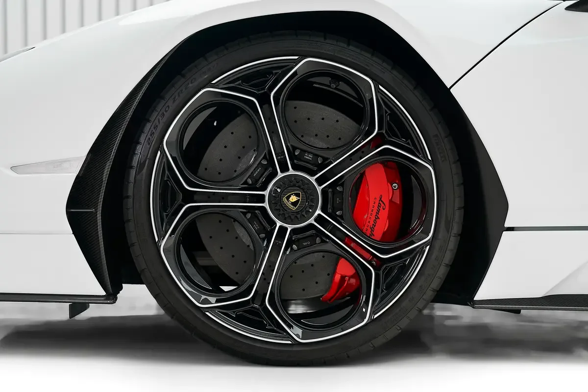 2022 Lamborghini Countach LPI 800-4, 12/16