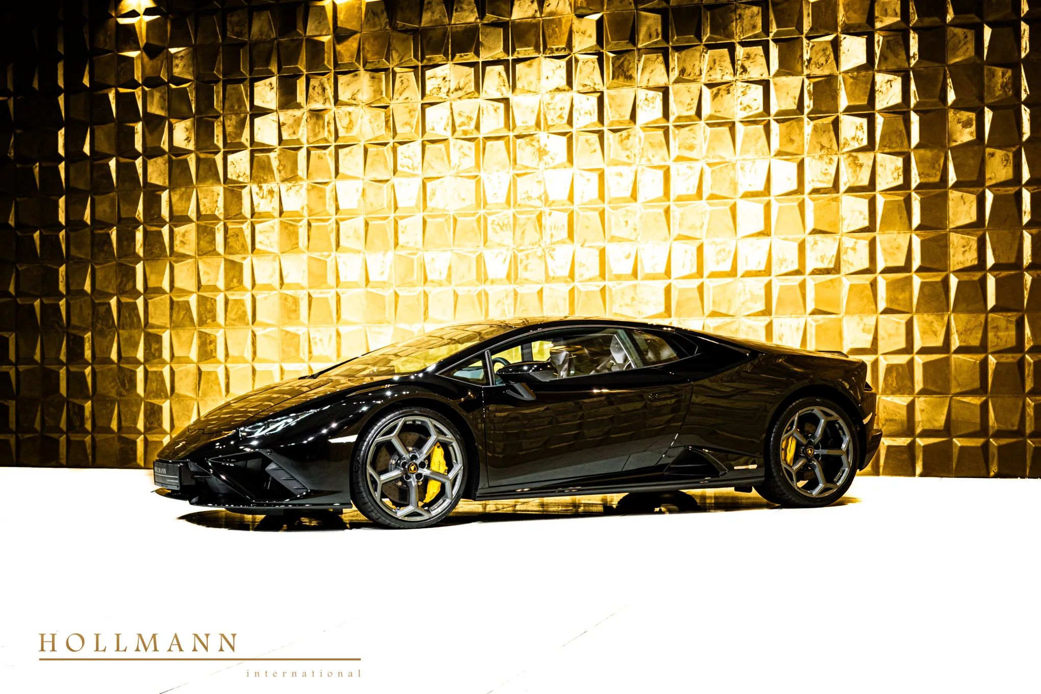 2022 Lamborghini Huracán Evo RWD, 4/30