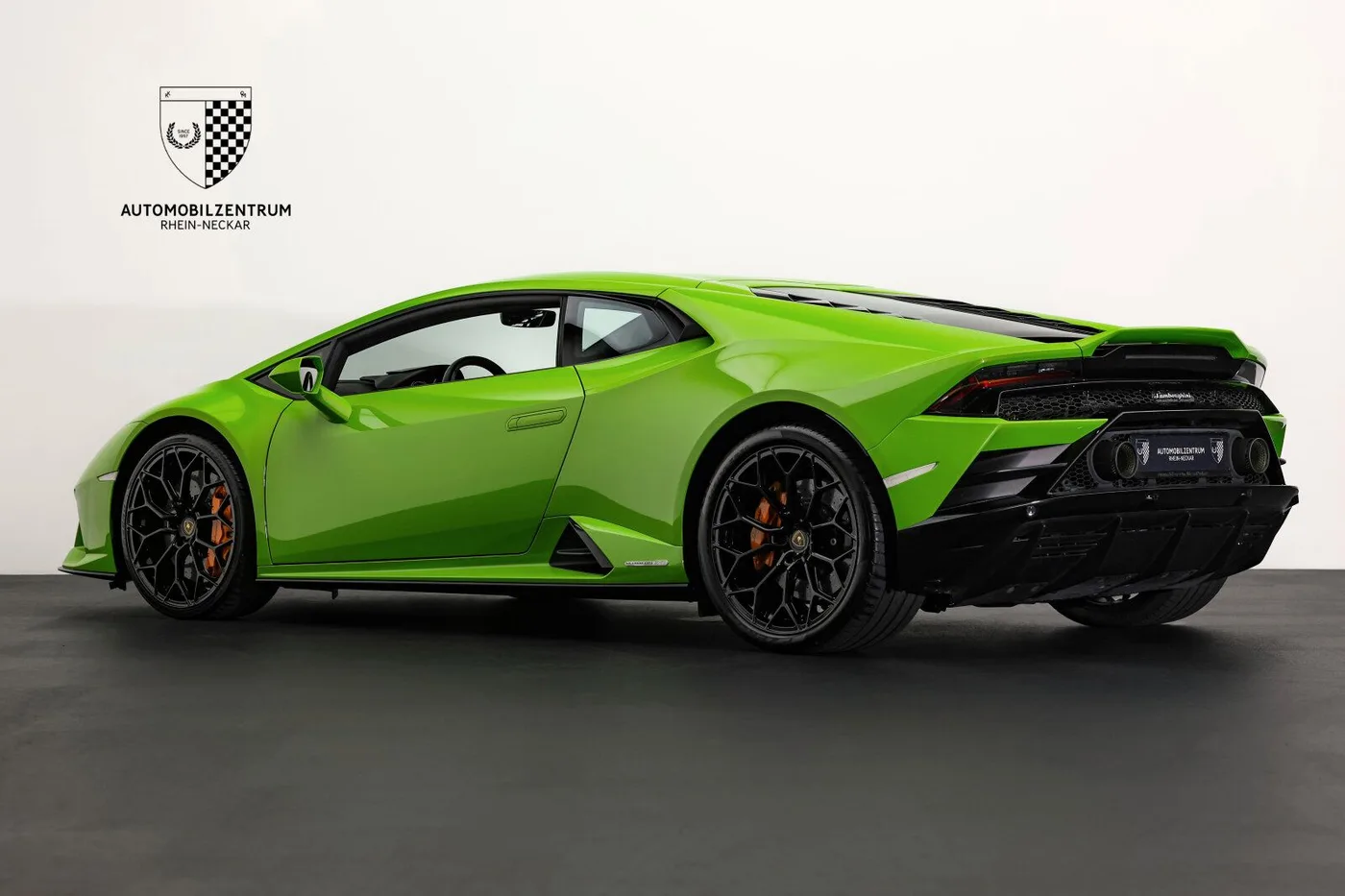 2022 Lamborghini Huracán EVO angeboten von einem Supersportwagenhändler in Viernheim, Deutschland, Foto 5 von 25