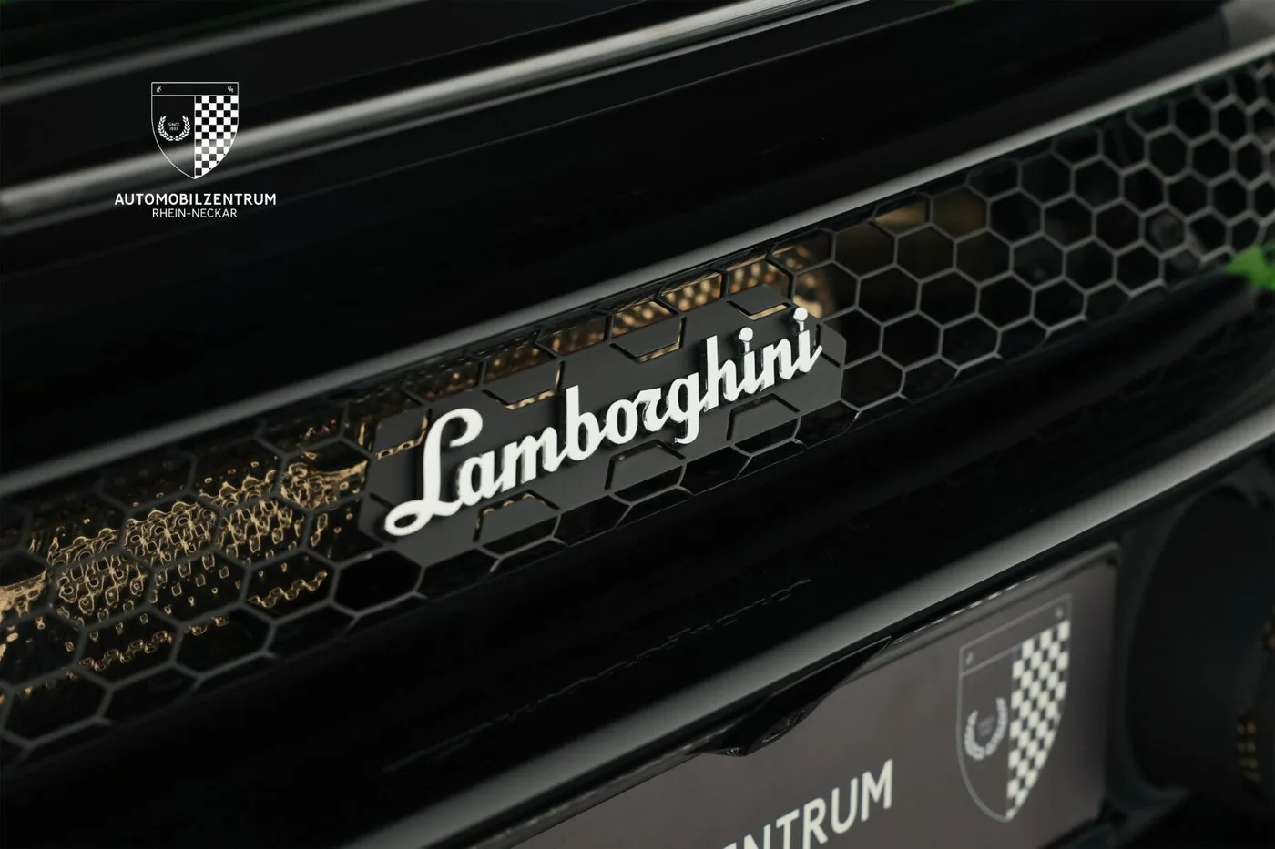 2022 Lamborghini Huracán EVO angeboten von einem Supersportwagenhändler in Viernheim, Deutschland, Foto 13 von 25