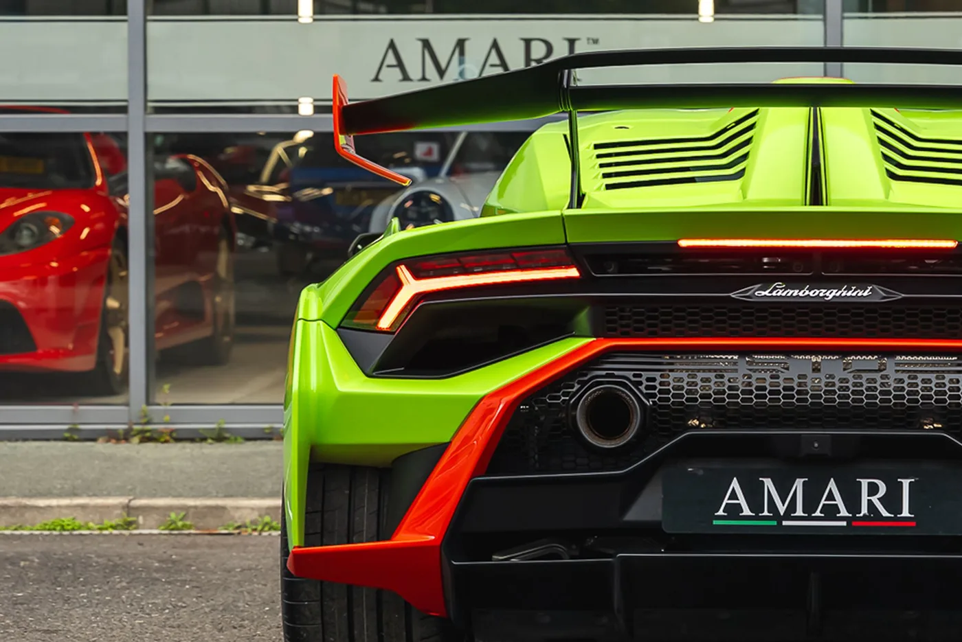 2022 Lamborghini Huracán STO angeboten von einem Supersportwagenhändler in Preston, Vereinigtes Königreich, Foto 9 von 25