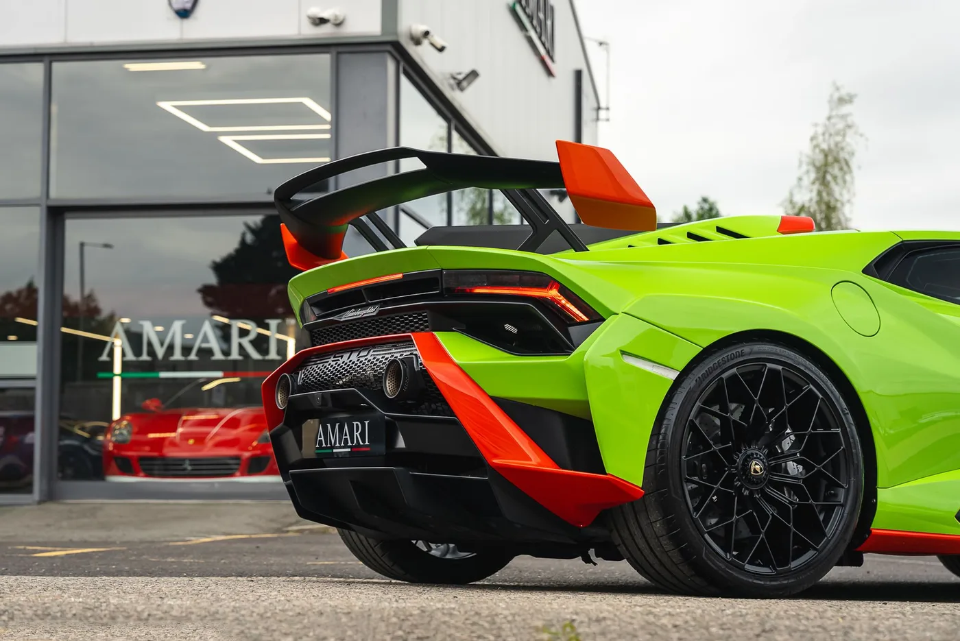 2022 Lamborghini Huracán STO angeboten von einem Supersportwagenhändler in Preston, Vereinigtes Königreich, Foto 13 von 25