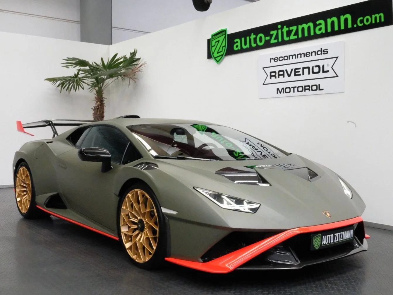 2022 Lamborghini Huracán STO angeboten von einem Fachhändler in Nuremberg, Deutschland, Foto 2 von 15